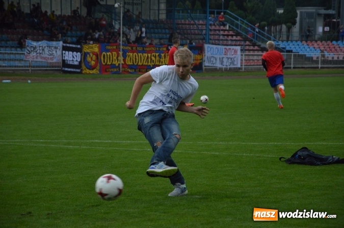 Zdjęcie w galerii na portalu naszwodzislaw.com: Remis na Bogumińskiej. Podział punktów między Odrą Wodzisław i Czyżowicami wiadomości z regionu