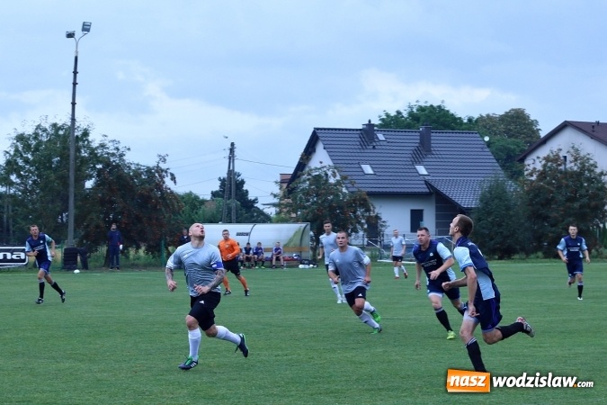 Zdjęcie w galerii na portalu naszwodzislaw.com: Samobój Krzysztofa Oślizły pogrążył skrzyszowską Gwiazdę wiadomości z regionu