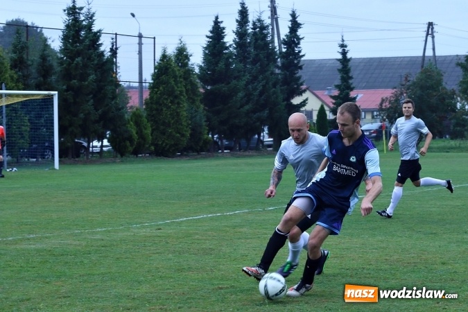 Zdjęcie w galerii na portalu naszwodzislaw.com: Samobój Krzysztofa Oślizły pogrążył skrzyszowską Gwiazdę wiadomości z regionu