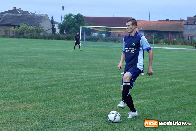 Zdjęcie w galerii na portalu naszwodzislaw.com: Samobój Krzysztofa Oślizły pogrążył skrzyszowską Gwiazdę wiadomości z regionu