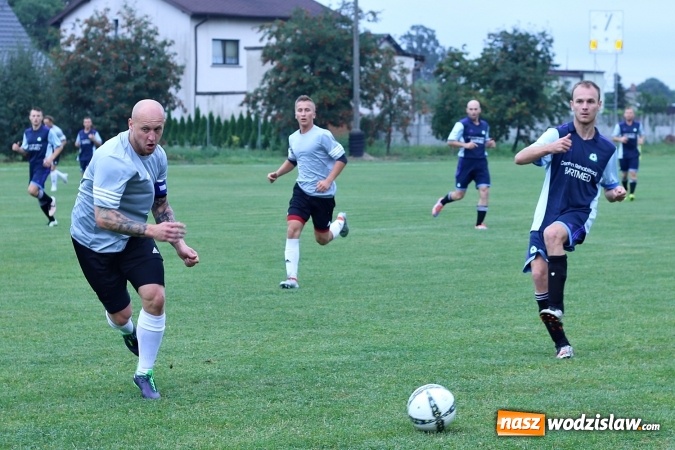 Zdjęcie w galerii na portalu naszwodzislaw.com: Samobój Krzysztofa Oślizły pogrążył skrzyszowską Gwiazdę wiadomości z regionu