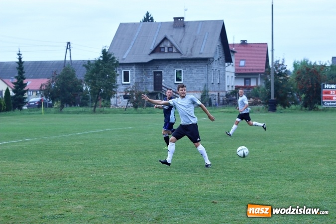 Zdjęcie w galerii na portalu naszwodzislaw.com: Samobój Krzysztofa Oślizły pogrążył skrzyszowską Gwiazdę wiadomości z regionu