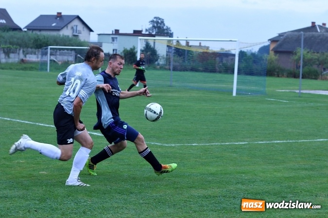 Zdjęcie w galerii na portalu naszwodzislaw.com: Samobój Krzysztofa Oślizły pogrążył skrzyszowską Gwiazdę wiadomości z regionu