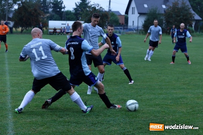 Zdjęcie w galerii na portalu naszwodzislaw.com: Samobój Krzysztofa Oślizły pogrążył skrzyszowską Gwiazdę wiadomości z regionu