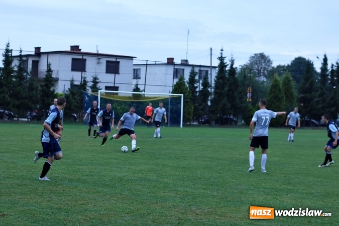 Zdjęcie w galerii na portalu naszwodzislaw.com: Samobój Krzysztofa Oślizły pogrążył skrzyszowską Gwiazdę wiadomości z regionu