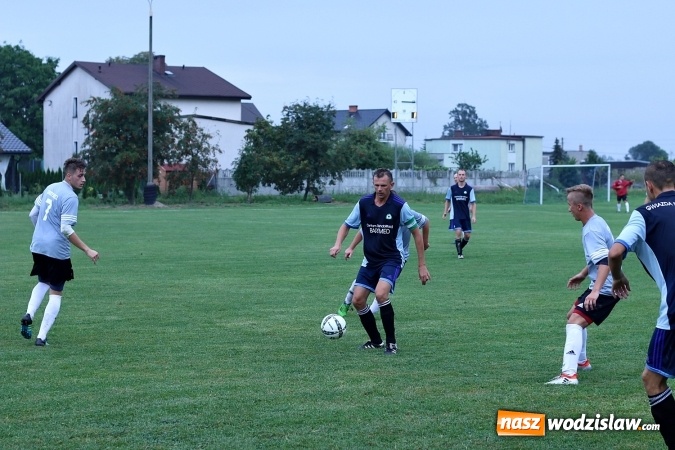 Zdjęcie w galerii na portalu naszwodzislaw.com: Samobój Krzysztofa Oślizły pogrążył skrzyszowską Gwiazdę wiadomości z regionu