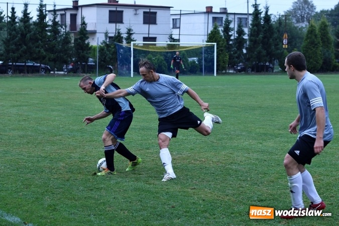 Zdjęcie w galerii na portalu naszwodzislaw.com: Samobój Krzysztofa Oślizły pogrążył skrzyszowską Gwiazdę wiadomości z regionu