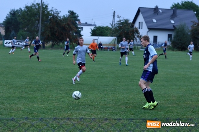 Zdjęcie w galerii na portalu naszwodzislaw.com: Samobój Krzysztofa Oślizły pogrążył skrzyszowską Gwiazdę wiadomości z regionu