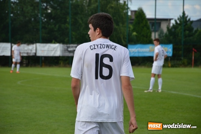 Zdjęcie w galerii na portalu naszwodzislaw.com: Mateusz Danieluk zapewnił Czyżowicom awans do ćwierćfinału Pucharu Polski wiadomości z regionu