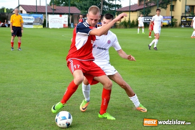 Zdjęcie w galerii na portalu naszwodzislaw.com: Mateusz Danieluk zapewnił Czyżowicom awans do ćwierćfinału Pucharu Polski wiadomości z regionu
