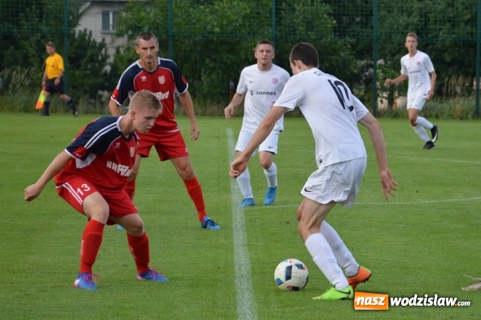 Zdjęcie w galerii na portalu naszwodzislaw.com: Mateusz Danieluk zapewnił Czyżowicom awans do ćwierćfinału Pucharu Polski wiadomości z regionu