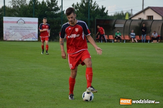 Zdjęcie w galerii na portalu naszwodzislaw.com: Mateusz Danieluk zapewnił Czyżowicom awans do ćwierćfinału Pucharu Polski wiadomości z regionu