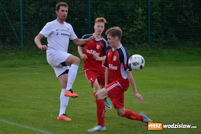 Zdjęcie w galerii na portalu naszwodzislaw.com: Mateusz Danieluk zapewnił Czyżowicom awans do ćwierćfinału Pucharu Polski wiadomości z regionu