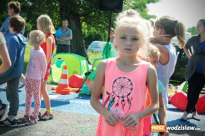 Zdjęcie w galerii na portalu naszwodzislaw.com: Artystyczne podwórko na pożegnanie wakacji  wiadomości z regionu