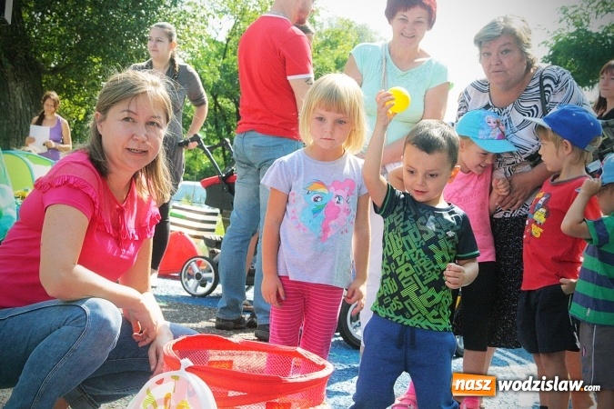 Zdjęcie w galerii na portalu naszwodzislaw.com: Artystyczne podwórko na pożegnanie wakacji  wiadomości z regionu