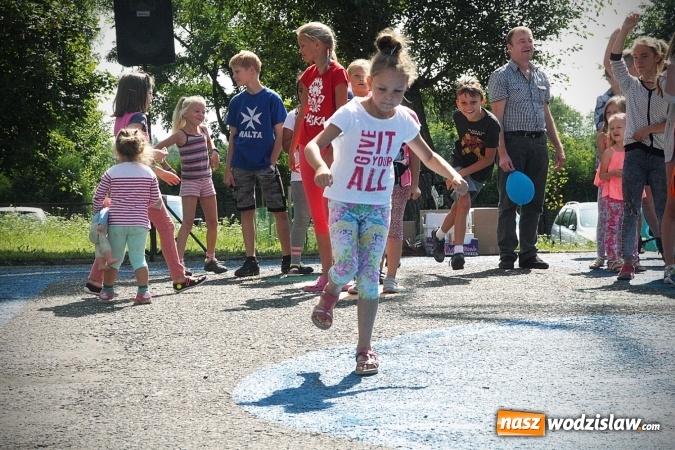Zdjęcie w galerii na portalu naszwodzislaw.com: Artystyczne podwórko na pożegnanie wakacji  wiadomości z regionu