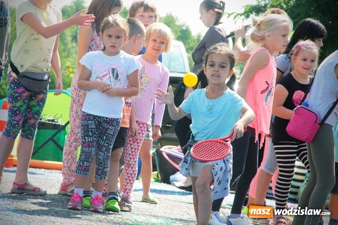 Zdjęcie w galerii na portalu naszwodzislaw.com: Artystyczne podwórko na pożegnanie wakacji  wiadomości z regionu