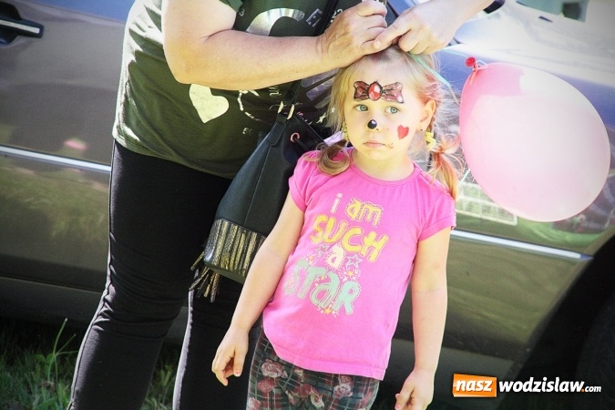 Zdjęcie w galerii na portalu naszwodzislaw.com: Artystyczne podwórko na pożegnanie wakacji  wiadomości z regionu