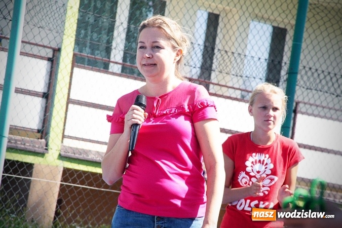 Zdjęcie w galerii na portalu naszwodzislaw.com: Artystyczne podwórko na pożegnanie wakacji  wiadomości z regionu