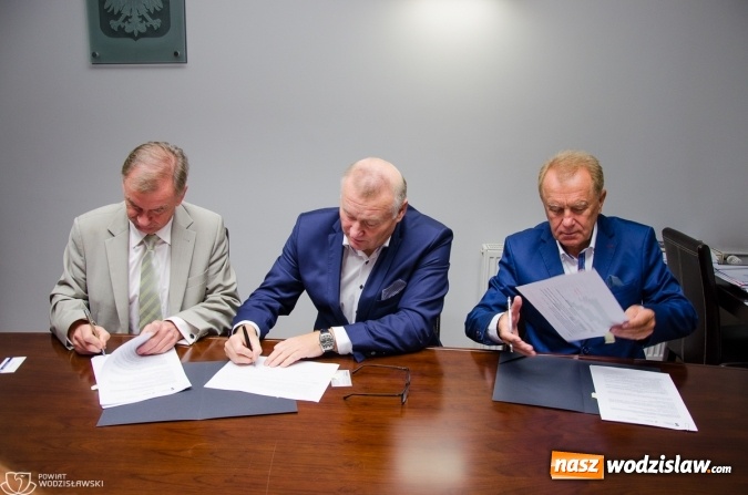 Zdjęcie w galerii na portalu naszwodzislaw.com: W powiecie ruszyły kolejne inwestycje. Dwa ważne projekty do realizacji  wiadomości z regionu