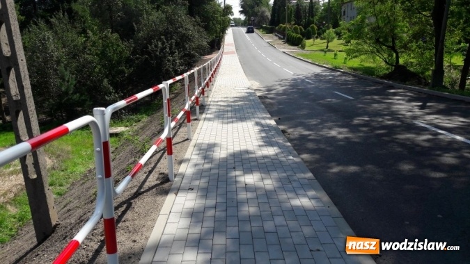 Zdjęcie w galerii na portalu naszwodzislaw.com: Piotrowicka w Skrbeńsku przebudowana wiadomości z regionu