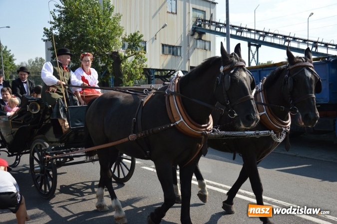 Zdjęcie w galerii na portalu naszwodzislaw.com: Ulicami Radlina przejechał barwny korowód dożynkowy wiadomości z regionu