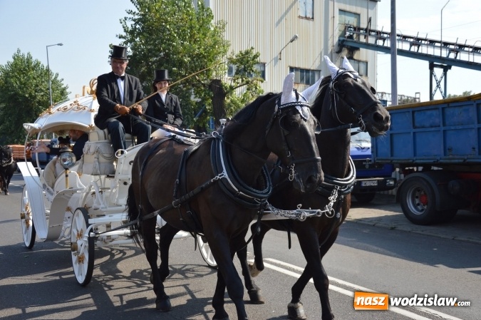 Zdjęcie w galerii na portalu naszwodzislaw.com: Ulicami Radlina przejechał barwny korowód dożynkowy wiadomości z regionu