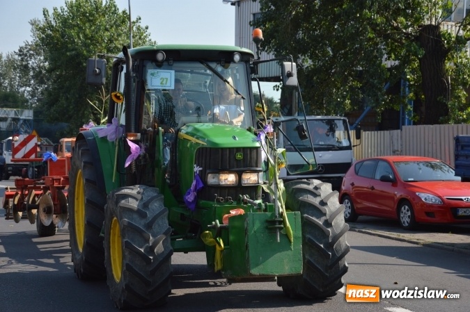 Zdjęcie w galerii na portalu naszwodzislaw.com: Ulicami Radlina przejechał barwny korowód dożynkowy wiadomości z regionu