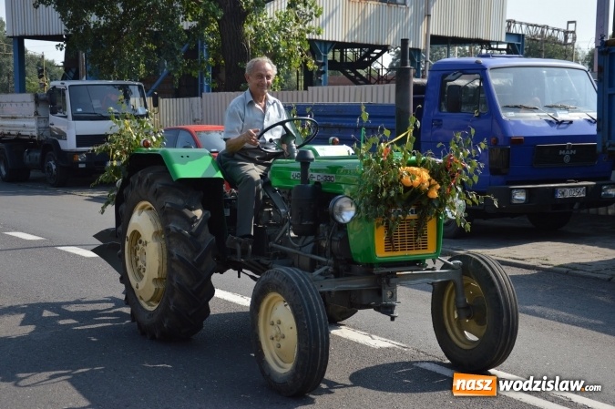 Zdjęcie w galerii na portalu naszwodzislaw.com: Ulicami Radlina przejechał barwny korowód dożynkowy wiadomości z regionu