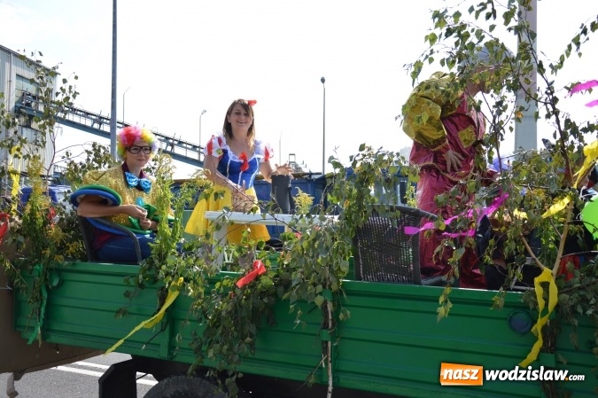 Zdjęcie w galerii na portalu naszwodzislaw.com: Ulicami Radlina przejechał barwny korowód dożynkowy wiadomości z regionu