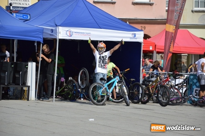 Zdjęcie w galerii na portalu naszwodzislaw.com: Eliminacje do niedzielnych finałów MTBstunt wiadomości z regionu