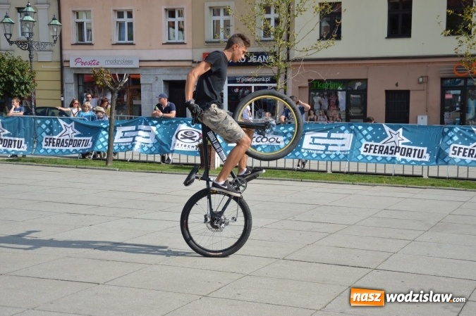 Zdjęcie w galerii na portalu naszwodzislaw.com: Eliminacje do niedzielnych finałów MTBstunt wiadomości z regionu