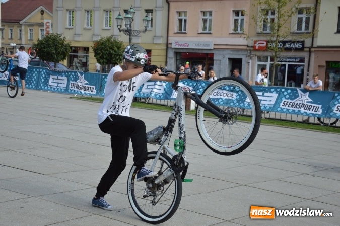Zdjęcie w galerii na portalu naszwodzislaw.com: Eliminacje do niedzielnych finałów MTBstunt wiadomości z regionu