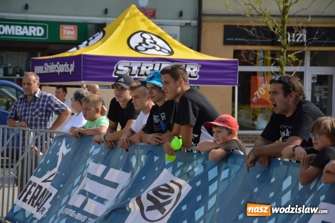Zdjęcie w galerii na portalu naszwodzislaw.com: Eliminacje do niedzielnych finałów MTBstunt wiadomości z regionu