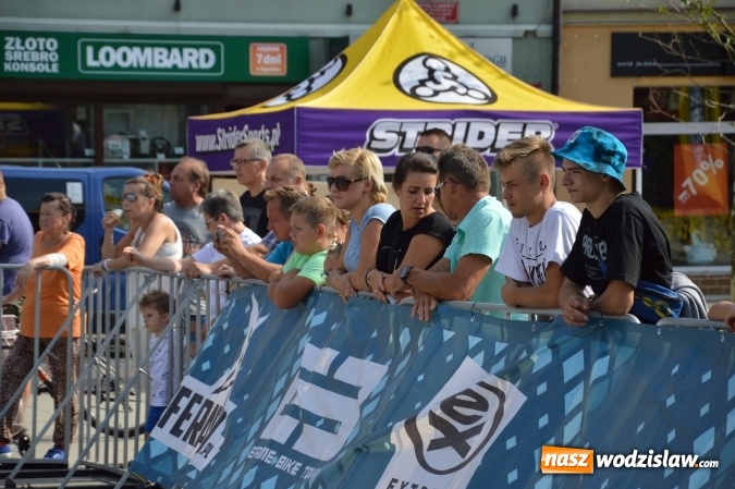 Zdjęcie w galerii na portalu naszwodzislaw.com: Eliminacje do niedzielnych finałów MTBstunt wiadomości z regionu