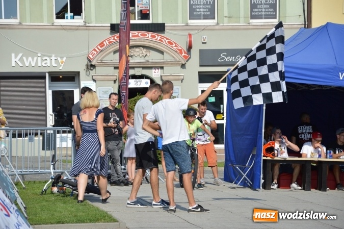 Zdjęcie w galerii na portalu naszwodzislaw.com: Eliminacje do niedzielnych finałów MTBstunt wiadomości z regionu