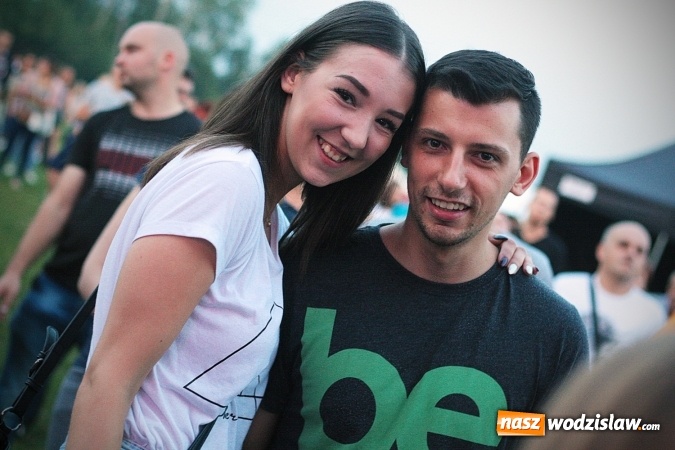 Zdjęcie w galerii na portalu naszwodzislaw.com: Anna Wyszkoni na zakończenie pierwszego dnia XXV Dni Rydułtów: Cieszę się, że mogę dla Was wystąpić  wiadomości z regionu