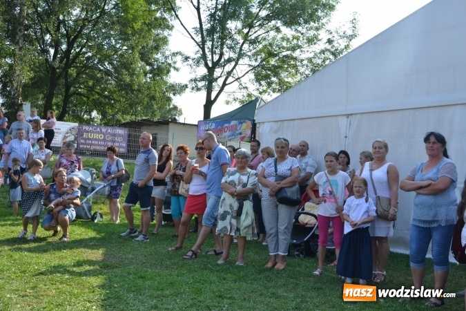 Zdjęcie w galerii na portalu naszwodzislaw.com: Dożynki wojewódzkie w Tworkowie - w sobotę rozpoczęła się zabawa wiadomości z regionu