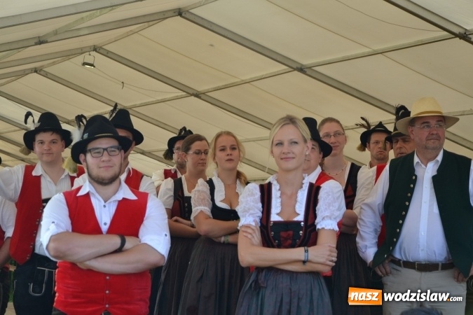 Zdjęcie w galerii na portalu naszwodzislaw.com: Dożynki wojewódzkie w Tworkowie - w sobotę rozpoczęła się zabawa wiadomości z regionu