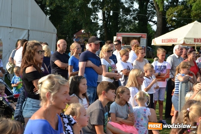 Zdjęcie w galerii na portalu naszwodzislaw.com: Dożynki wojewódzkie w Tworkowie - w sobotę rozpoczęła się zabawa wiadomości z regionu