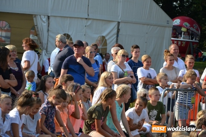 Zdjęcie w galerii na portalu naszwodzislaw.com: Dożynki wojewódzkie w Tworkowie - w sobotę rozpoczęła się zabawa wiadomości z regionu