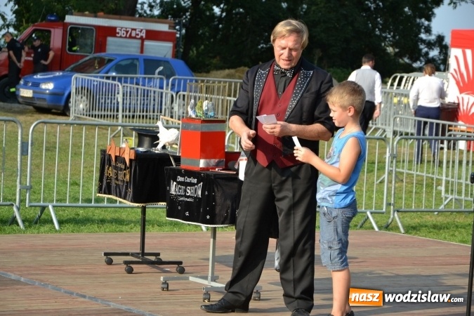 Zdjęcie w galerii na portalu naszwodzislaw.com: Dożynki wojewódzkie w Tworkowie - w sobotę rozpoczęła się zabawa wiadomości z regionu