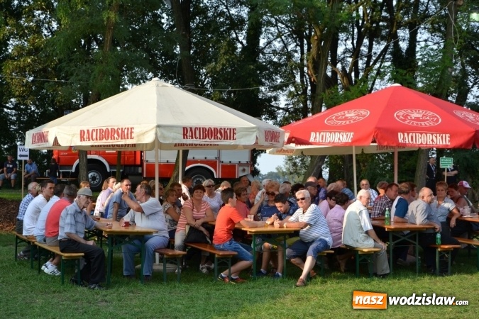 Zdjęcie w galerii na portalu naszwodzislaw.com: Dożynki wojewódzkie w Tworkowie - w sobotę rozpoczęła się zabawa wiadomości z regionu
