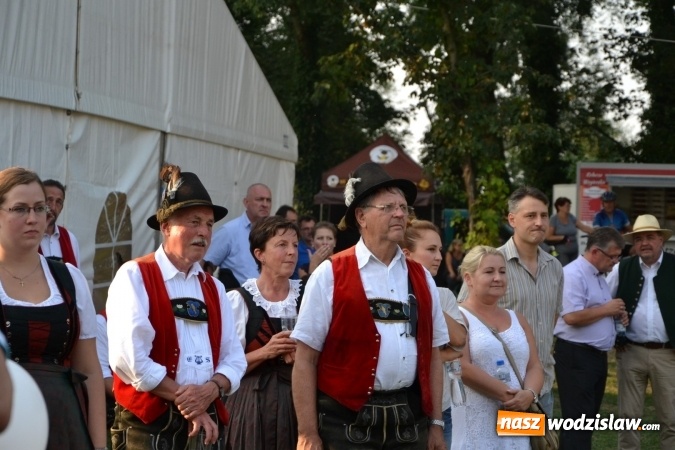 Zdjęcie w galerii na portalu naszwodzislaw.com: Dożynki wojewódzkie w Tworkowie - w sobotę rozpoczęła się zabawa wiadomości z regionu