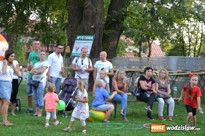 Zdjęcie w galerii na portalu naszwodzislaw.com: Dożynki wojewódzkie w Tworkowie - w sobotę rozpoczęła się zabawa wiadomości z regionu