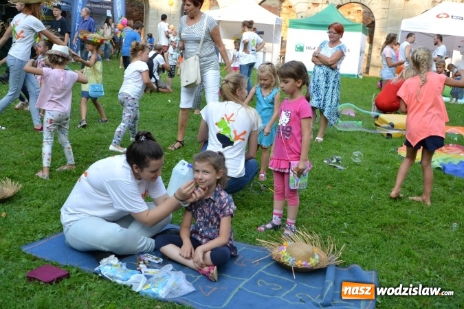 Zdjęcie w galerii na portalu naszwodzislaw.com: Dożynki wojewódzkie w Tworkowie - w sobotę rozpoczęła się zabawa wiadomości z regionu