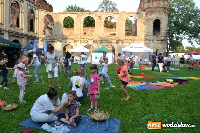 Zdjęcie w galerii na portalu naszwodzislaw.com: Dożynki wojewódzkie w Tworkowie - w sobotę rozpoczęła się zabawa wiadomości z regionu