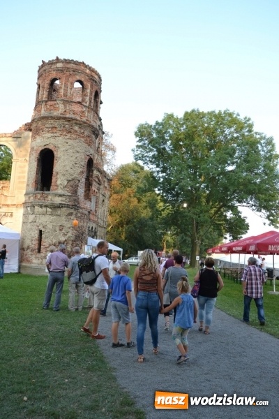 Zdjęcie w galerii na portalu naszwodzislaw.com: Dożynki wojewódzkie w Tworkowie - w sobotę rozpoczęła się zabawa wiadomości z regionu