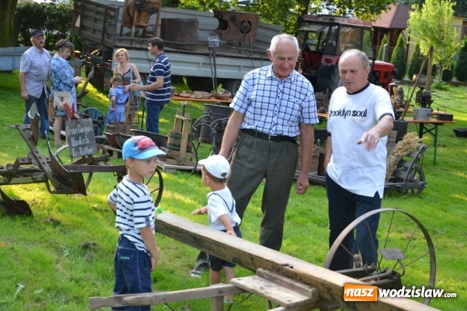 Zdjęcie w galerii na portalu naszwodzislaw.com: Dożynki wojewódzkie w Tworkowie - w sobotę rozpoczęła się zabawa wiadomości z regionu