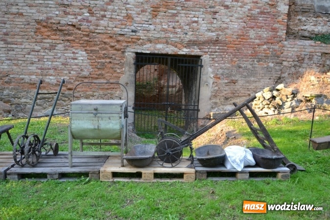 Zdjęcie w galerii na portalu naszwodzislaw.com: Dożynki wojewódzkie w Tworkowie - w sobotę rozpoczęła się zabawa wiadomości z regionu